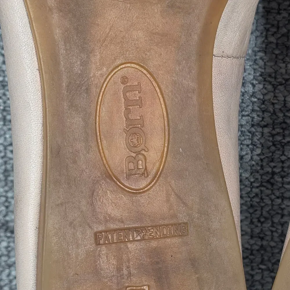 BORN WOMEN'S BECA BEIGE LEATHER SLIP‑ON CASUAL FLATS – SIZE 7.5M – ROUND TOE